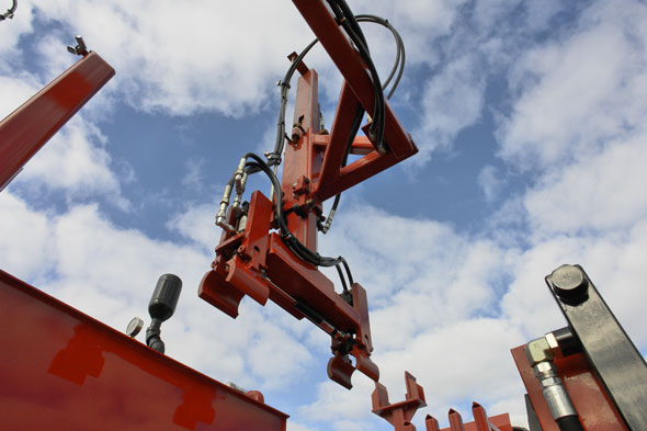 Automatic Water Well Drill Rod Handler